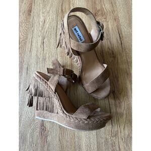 Naughty Monkey Noted Rated Women's Roaring Ruby Fringe Wedges Size 7.5